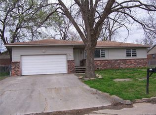 504 S Normal Ave, Claremore, OK 74017