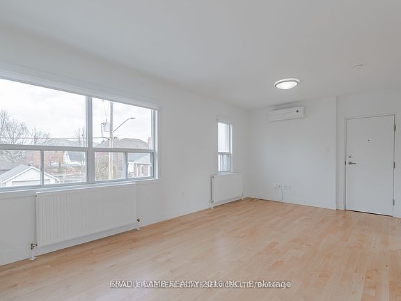 3rd image of 28A 3rd St #3