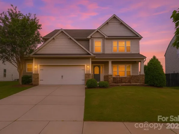 306 Fesperman Cir, Troutman, NC 28166