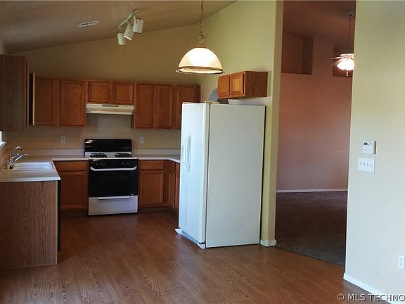 4th image of 4208 S 202nd East Ave
