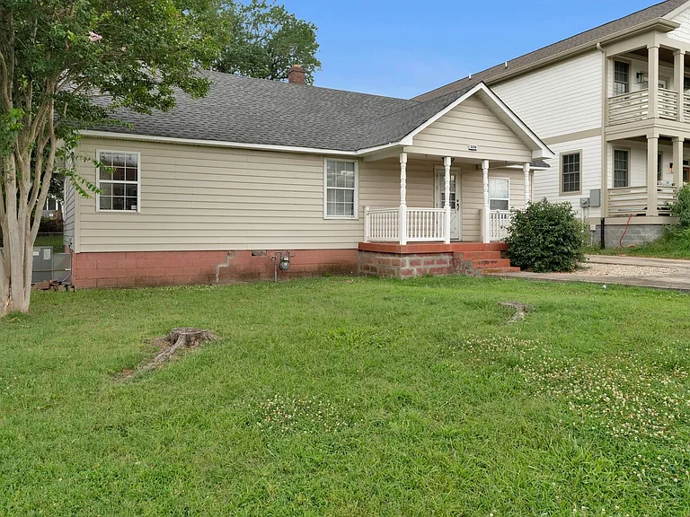 5206 Georgia Ave — Photo 2