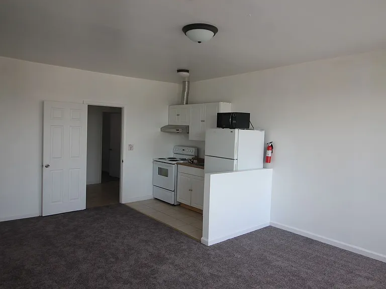 2516 N. Charles St. — Photo 5