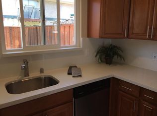 1019 Bluebell Dr APT 2, Livermore, CA 94551
