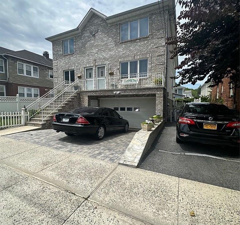 1st image of 103 Clunie Avenue