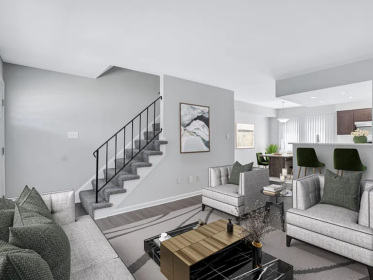 Lakeview Apartments & Townhomes — Photo 8