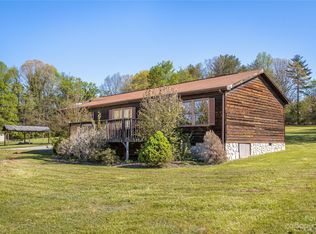 206 Vfw Rd, Morganton, NC 28655