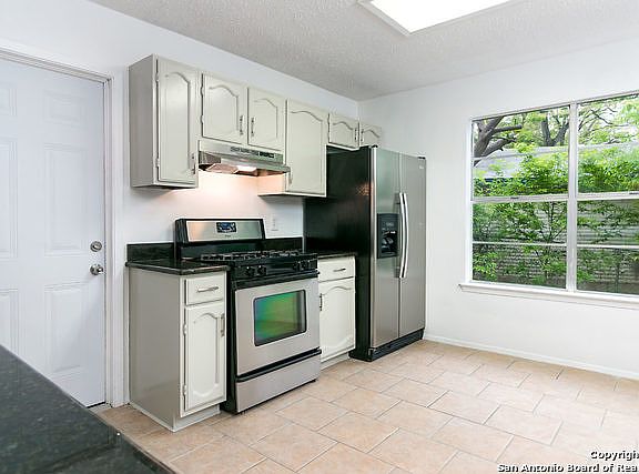 5th image of 13401 Wakewood St