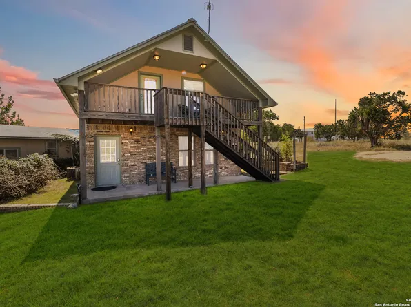 101 Mourning Dove Lane, Fredericksburg, TX 78624
