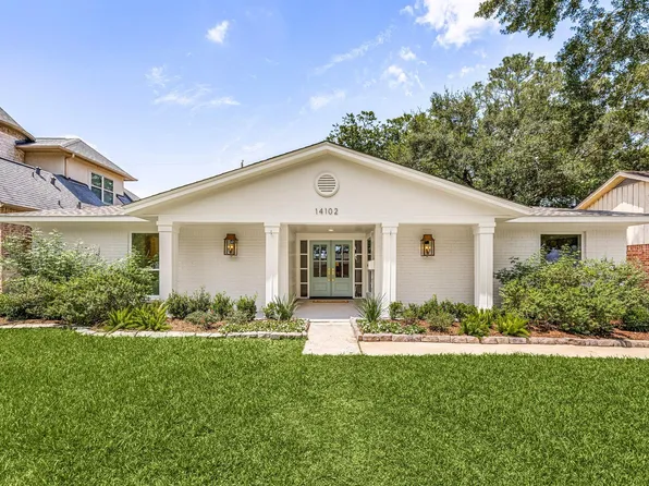 14102 Woodthorpe Ln, Houston, TX 77079