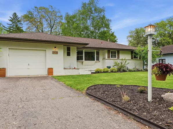 3908 Utah Ave N, New Hope, MN 55427