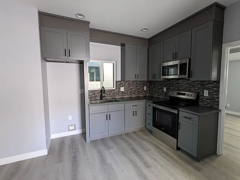 17265 Lassen St #17265 — Photo 7
