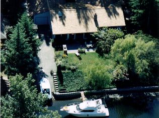 9012 NE 170th St, Kenmore, WA 98028