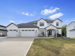 1815 Kingsland Dr, Byron Center, MI 49315