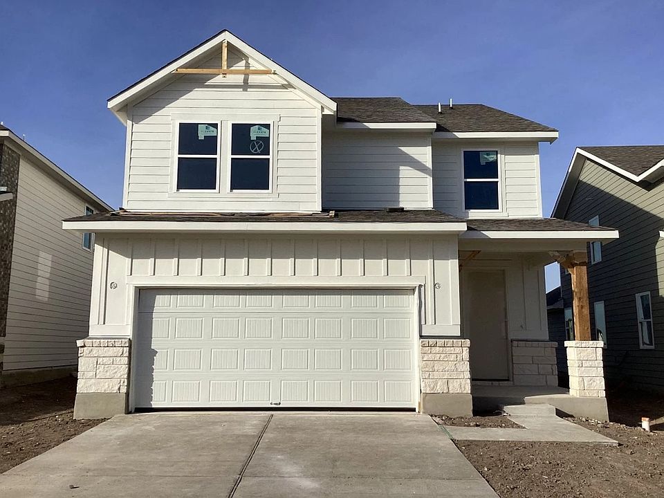 141 Clover Bend Elevation Image 1