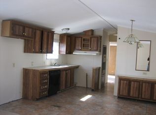 52283 Quaker Hill Ln, Chesterfield, MI 48051