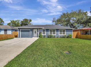 1307 Belshire Rd, Pasadena, TX 77502