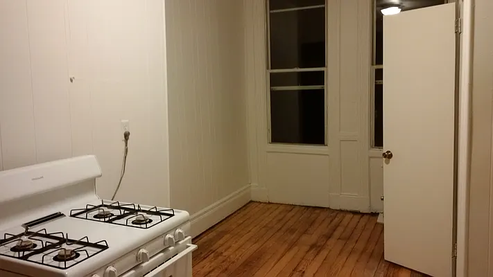 Rented by Andrea Bohackova, LREB | media 11