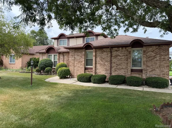 40797 Ruggero St, Clinton Township, MI 48038