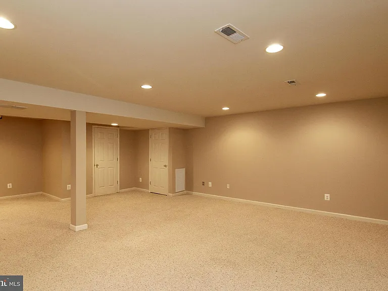 4269 Exeter Dr — Photo 22