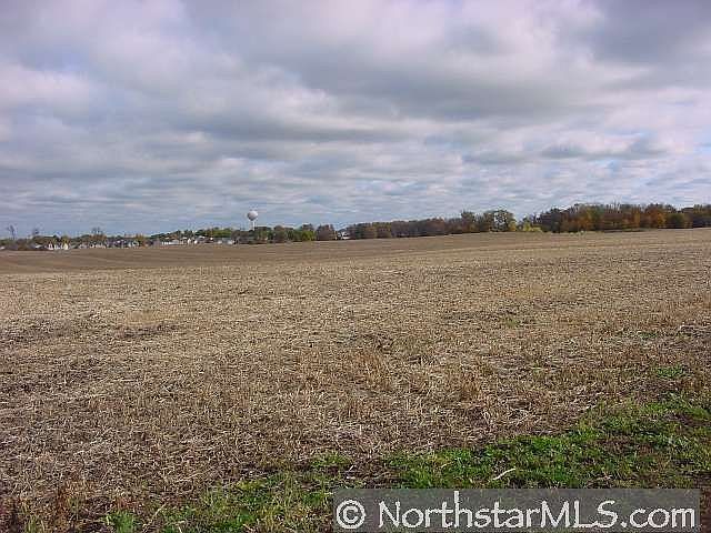 Just beyond this field is Waverly and new developed land. 