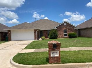 1929 NW 172nd St, Edmond, OK 73012