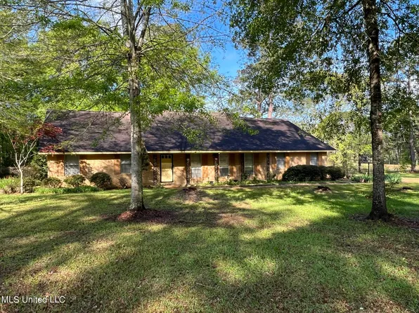1073 Rolling Hills Dr, Crystal Springs, MS 39059
