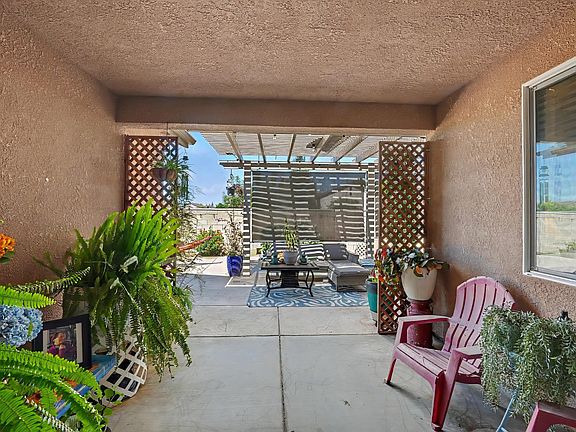 4th image of 4035 S Fontana Street