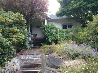 5562 Kenwood Pl N, Seattle, WA 98103