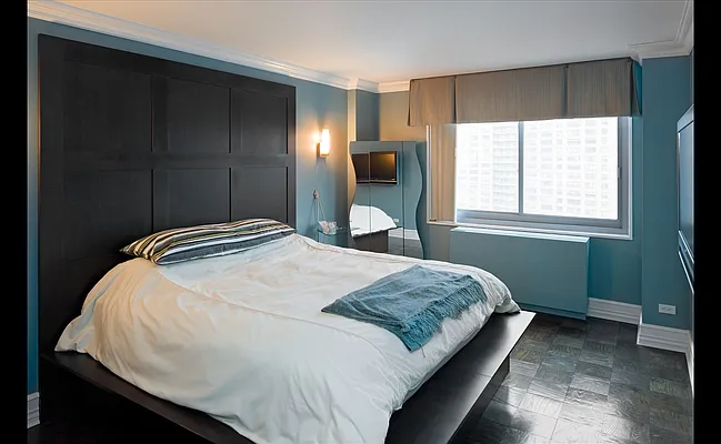 Sold by Douglas Elliman | media 14