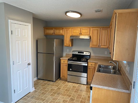 4th image of 4045 Cherrystone Cir