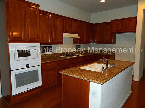 3rd image of 9440 Cornerkick Ln