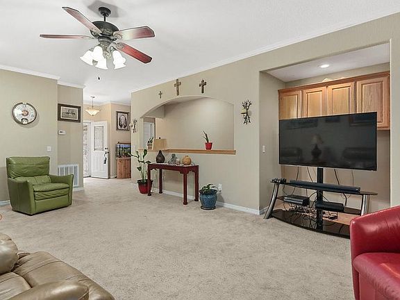 5th image of Dinton Cir