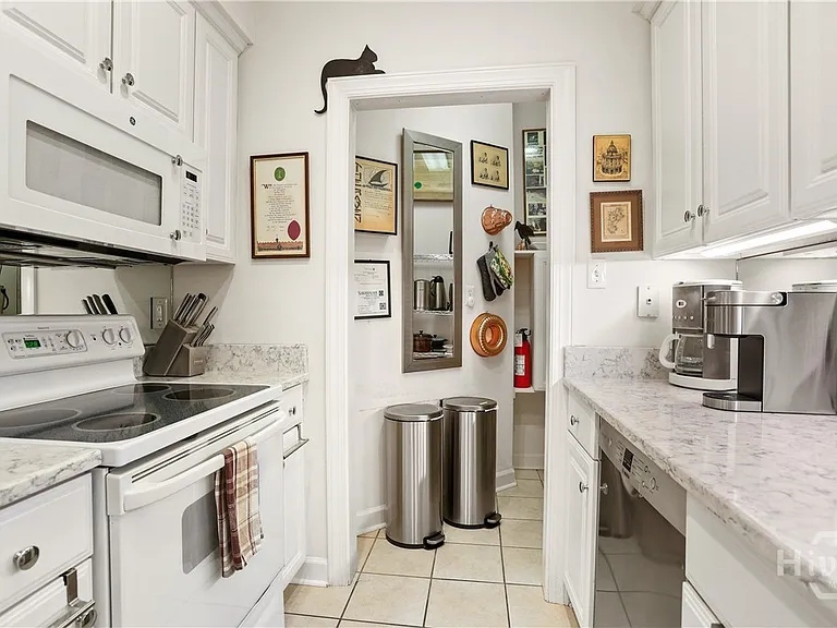 519 Tattnall St — Photo 11
