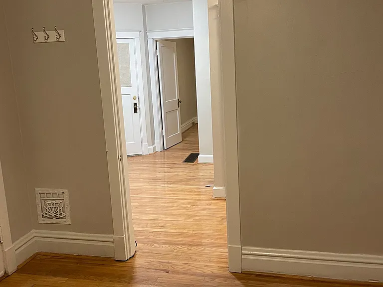 2125 Cleveland Pl #2N — Photo 3