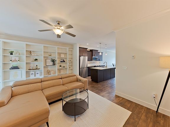 4th image of 5469 Chinook St #44