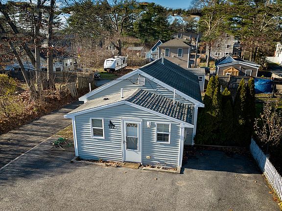 2nd image of 152 Waltham St