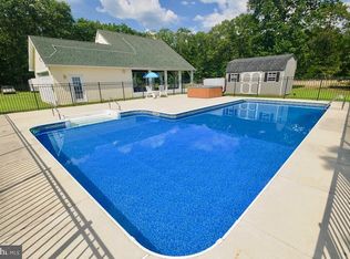 2440 Blue Bell Rd, Williamstown, NJ 08094