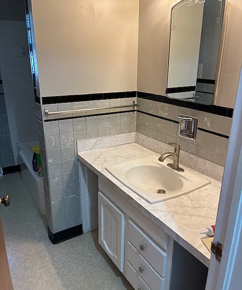 510 Meadow Rd — Photo 9