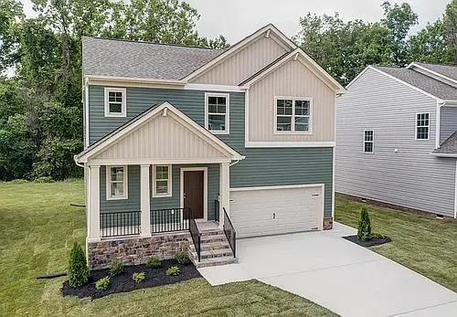 304 Northfield Heights Ln Photo 1