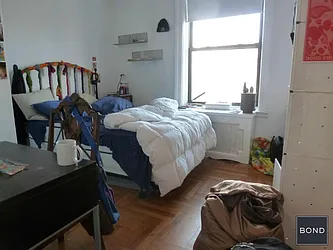 Rented by Bond New York