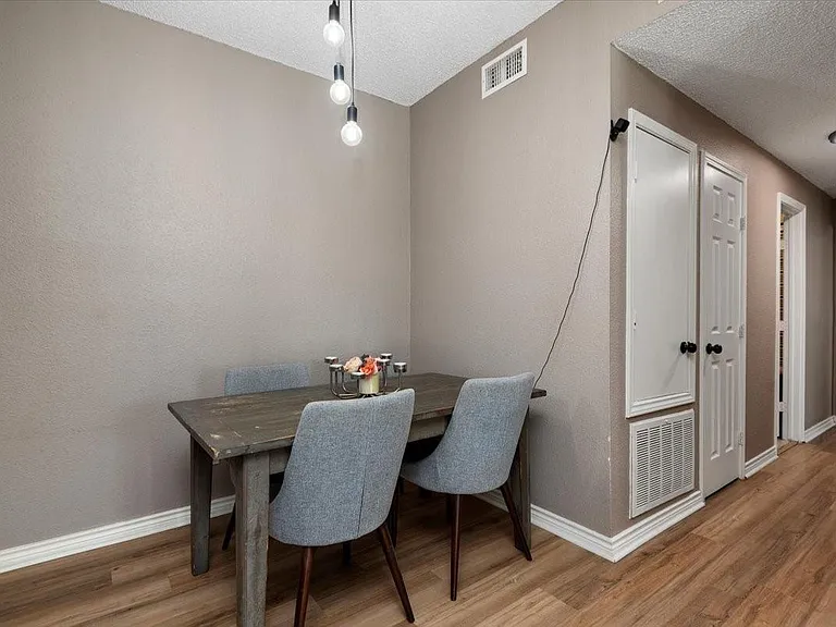 10047 Westpark Dr #33 — Photo 6
