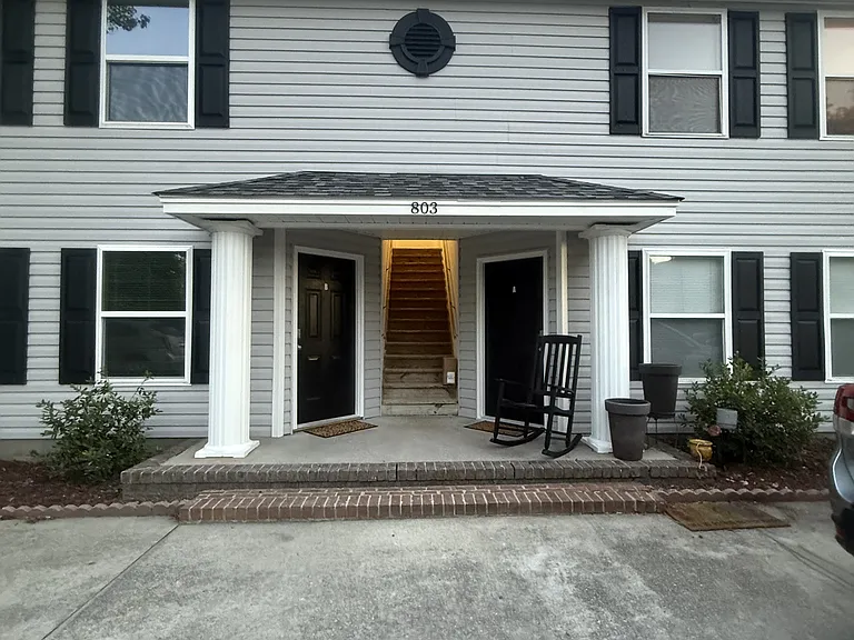 803 6th Ave S #B — Photo 15