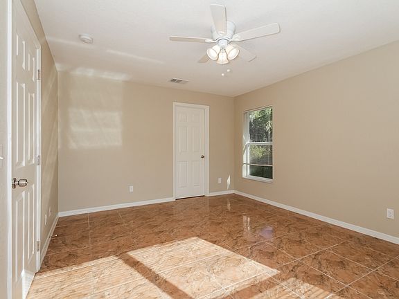 4th image of 4033 Linwood Ln