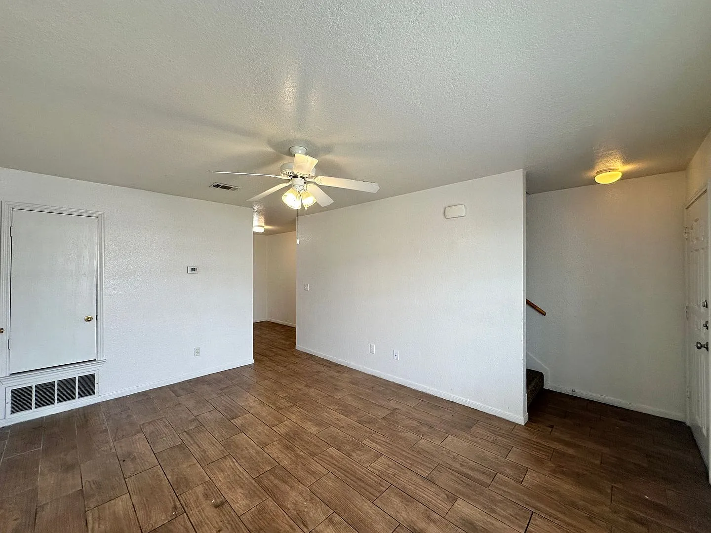 3206 Hereford Lane — Photo 4