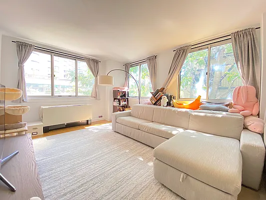 308 East 38th Street #5B