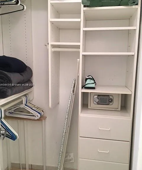 100 Lincoln Rd #1236 — Photo 10