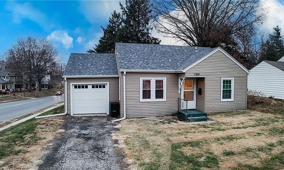 1st image of 2201 Monterey Dr