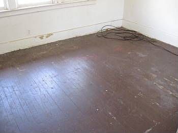 2nd image of 329 Pilgrim St