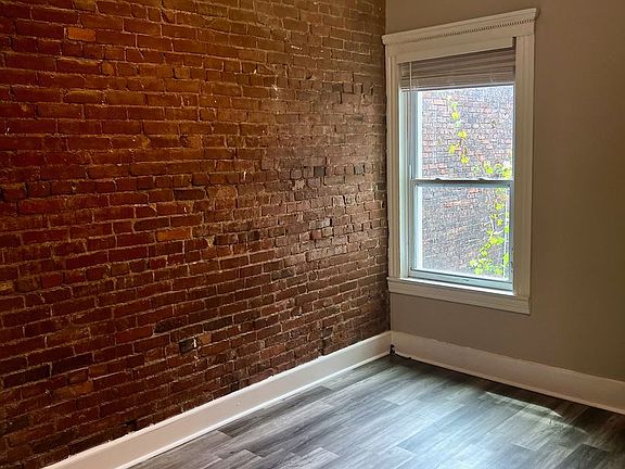 5th image of 23 Wellsford St #2