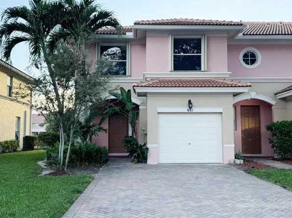 911 Seminole Palms Drive, Greenacres, FL 33463